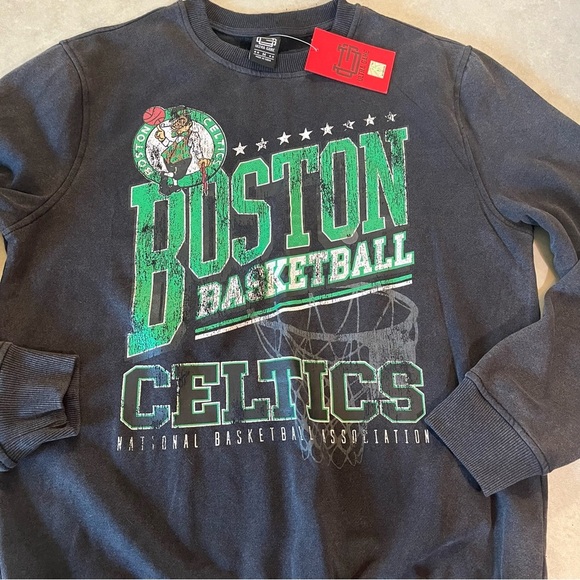 Boston Celtics Crewneck Sweater - Black. Medium. New. Ultra Game - Picture 5 of 6
